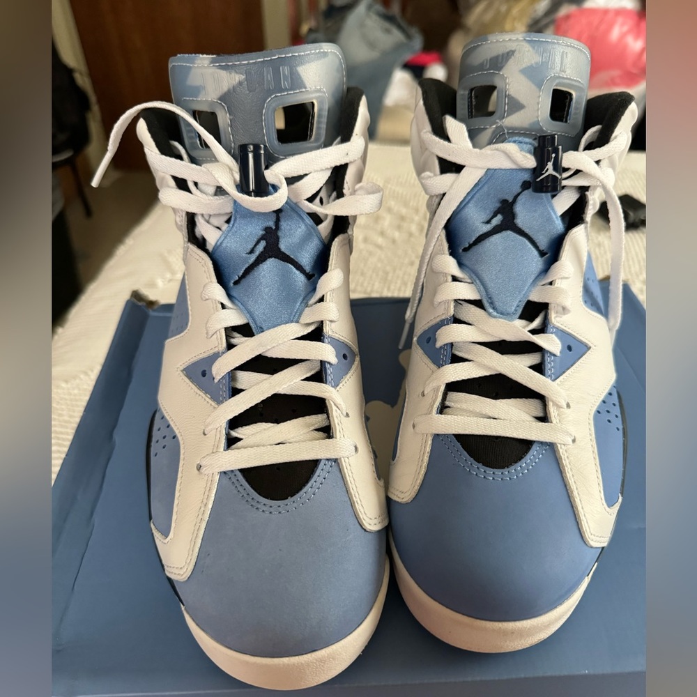 USED!!!! MENS JORDAN 6 UNC